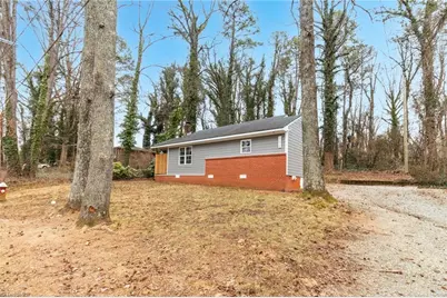 702 E Farriss Avenue, High Point, NC 27262 - Photo 4