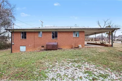 1892 Lake Road, Thomasville, NC 27360 - Photo 8