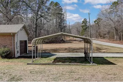 7002 Cruthis Road, High Point, NC 27263 - Photo 4