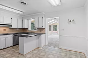 3116 Burkeshore Rd, Winston-Salem, NC 27106 - Photo 14