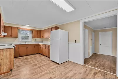 5366 Northwest School Road, Greensboro, NC 27409 - Photo 8