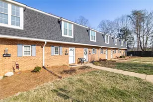 506 Carolyn Ct, Eden, NC 27288 - Photo 2