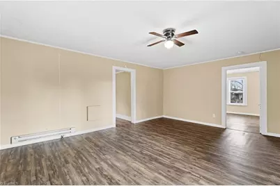 521 E 1st Street, Lexington, NC 27292 - Photo 4