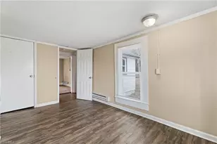 521 E 1st St, Lexington, NC 27292 - Photo 14