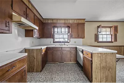 204 Hamilton Road, Lexington, NC 27295 - Photo 12