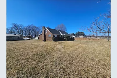 908 Boone Road, Burlington, NC 27217 - Photo 24