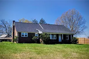 908 Boone Rd, Burlington, NC 27217 - Photo 2