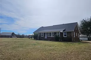 908 Boone Rd, Burlington, NC 27217 - Photo 24