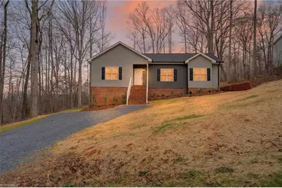 1014 Freedom Trail, Asheboro, NC 27205 - Photo 2
