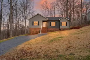 1014 Freedom Trail, Asheboro, NC 27205 - Photo 2