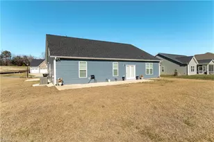 1216 Crk Knl Dr, Lewisville, NC 27023 - Photo 4