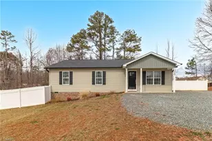 2069 Darwick Rd, Winston-Salem, NC 27127 - Photo 4