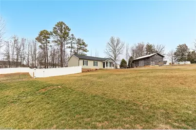 2069 Darwick Road, Winston-Salem, NC 27127 - Photo 2