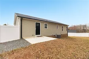 2069 Darwick Rd, Winston-Salem, NC 27127 - Photo 30