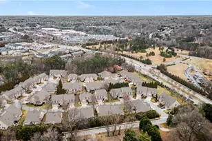 5505 7 Gates Dr, Greensboro, NC 27410 - Photo 36