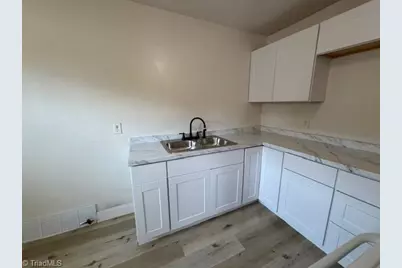 910 Richland Street #A, High Point, NC 27260 - Photo 4