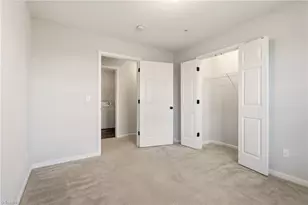 900 Hanahan Ct, Greensboro, NC 27409 - Photo 20
