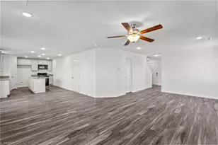 5 Arcola Ct, Greensboro, NC 27405 - Photo 6