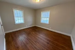 3806 Wooddale Ln, Greensboro, NC 27405 - Photo 10