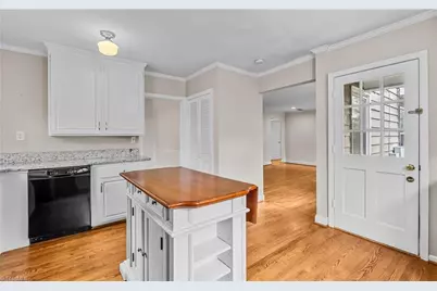1813 Colonial Avenue, Greensboro, NC 27408 - Photo 8