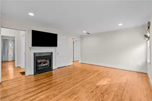 1813 Colonial Ave, Greensboro, NC 27408 - Photo 12