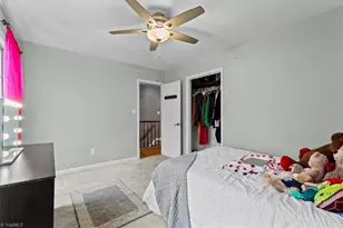 1202 Hickory Trace Dr, Greensboro, NC 27407 - Photo 32