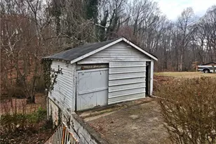 4902 Cherry St, Winston-Salem, NC 27105 - Photo 8