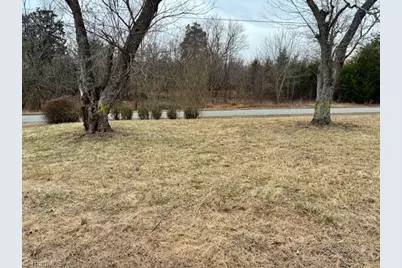 487 Brooks Road, Reidsville, NC 27320 - Photo 6