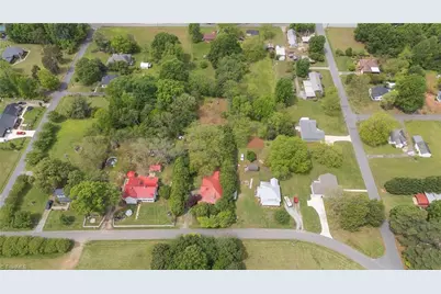 429 N Asheboro Street, Liberty, NC 27298 - Photo 42