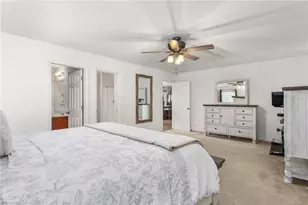 400 Walnut Crossing Dr, Whitsett, NC 27377 - Photo 10