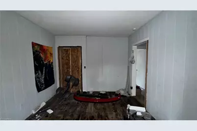 1074 Heitman Court, Winston-Salem, NC 27107 - Photo 14