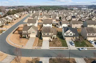 421 Fairway Dr, Mebane, NC 27302 - Photo 4