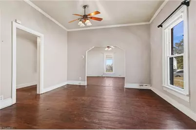 1303 N Jackson Avenue, Winston-Salem, NC 27101 - Photo 12