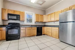 1303 N Jackson Ave, Winston-Salem, NC 27101 - Photo 6