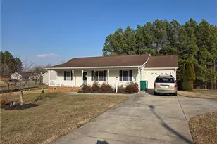 130 Lemons St, Stoneville, NC 27048 - Photo 4