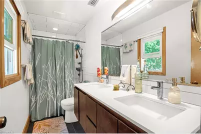 905 Northshore Court, High Point, NC 27265 - Photo 28