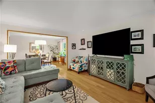 905 Northshore Ct, High Point, NC 27265 - Photo 8