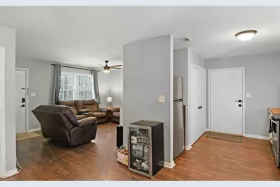 900 Beaumont Avenue, Greensboro, NC 27401 - Photo 14