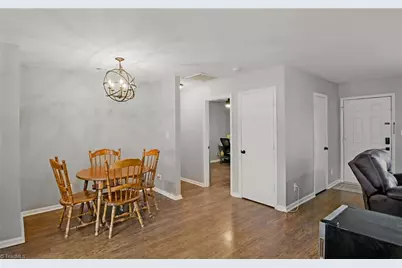 900 Beaumont Avenue, Greensboro, NC 27401 - Photo 10