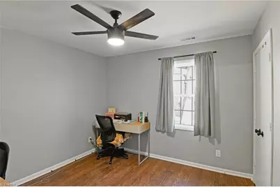 900 Beaumont Avenue, Greensboro, NC 27401 - Photo 22