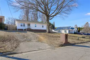 900 Beaumont Ave, Greensboro, NC 27401 - Photo 1