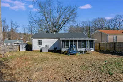 900 Beaumont Avenue, Greensboro, NC 27401 - Photo 26