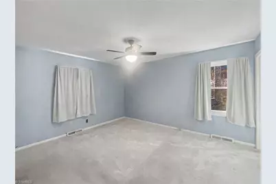 3222 S Elm Eugene Street, Greensboro, NC 27406 - Photo 18