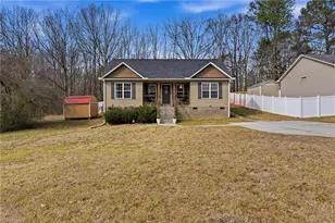 128 Kendall Mill Rd, Thomasville, NC 27360 - Photo 2