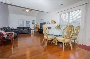 10 Hudson Cir, Greensboro, NC 27410 - Photo 6