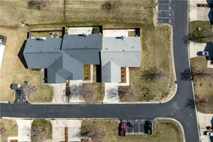 2922 Hearthstone Point Dr, High Point, NC 27265 - Photo 4