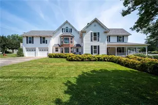 301 Virginia Dr, Yadkinville, NC 27055 - Photo 4