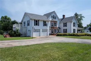 301 Virginia Dr, Yadkinville, NC 27055 - Photo 36