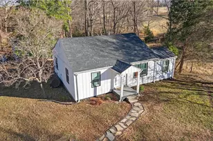 1005 Stokesburg Rd, Walnut Cove, NC 27052 - Photo 2