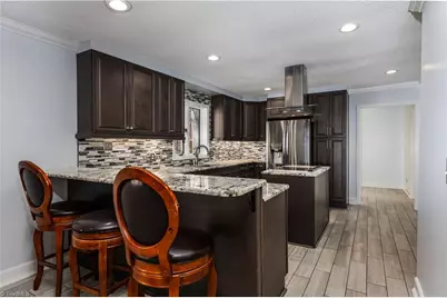 682 Cecil Street, Thomasville, NC 27360 - Photo 10